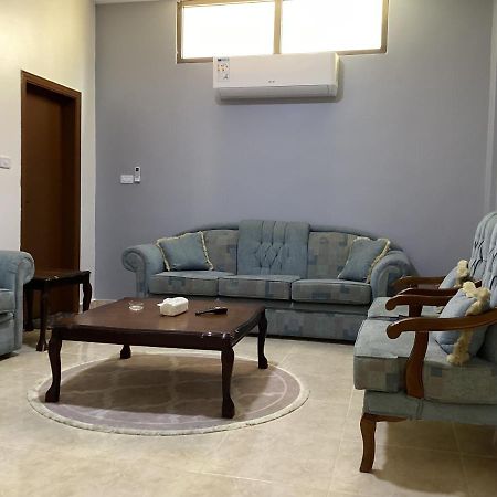 דירות וואדי מוסא Zaina Apt מראה חיצוני תמונה